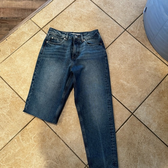 ASOS High Waist Blue Jeans Cropped Straight Size 26 - Picture 4 of 5